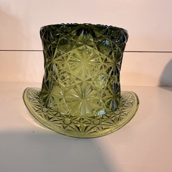 Fenton Colonial Green Glass Daisy and Button Top Hat Trinket Dish Vase - Picture 4 of 11